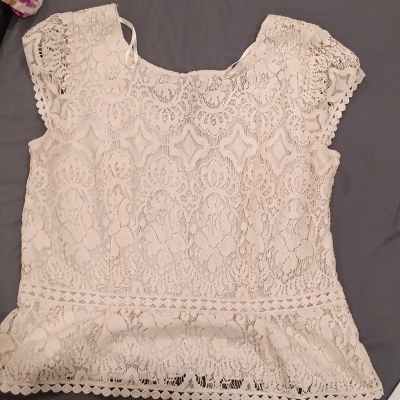 Ann Taylor lace cream top - Picture 1 of 3